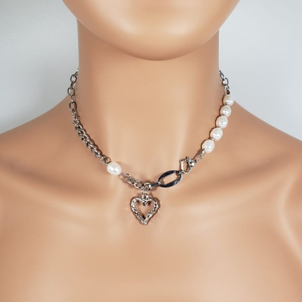 Brand New Stainless Steel Pearl Silver Heart Shape Necklace